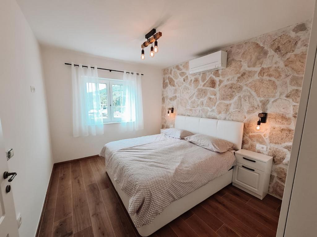 Stone House Jezera Apartment Exterior photo
